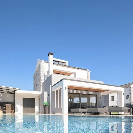 Villa Monti Luxury Villa, With Heated Pool & Hot Tub Lefkogeia