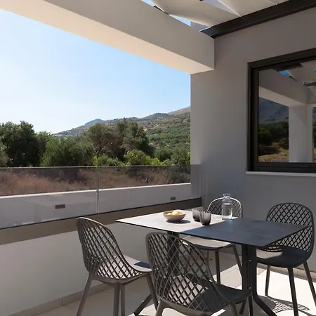 Monti Luxury Villa, With Heated Pool & Hot Tub Lefkogeia