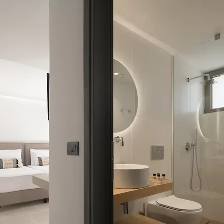 Monti Luxury Villa, With Heated Pool & Hot Tub Villa Lefkogeia